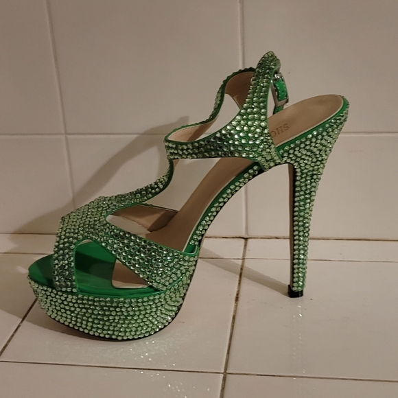 Shoelin Shoes - Shoelin